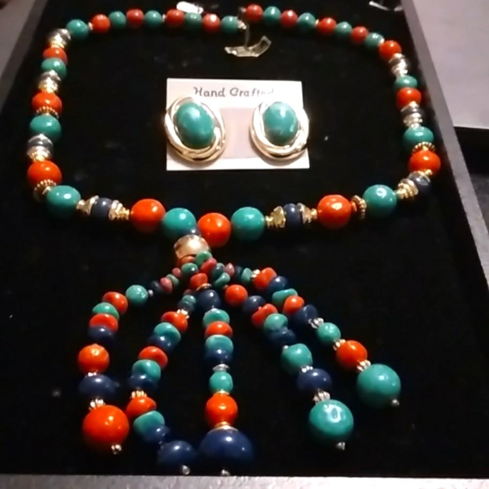 Funky bead necklace and turquoise and golden post earrings